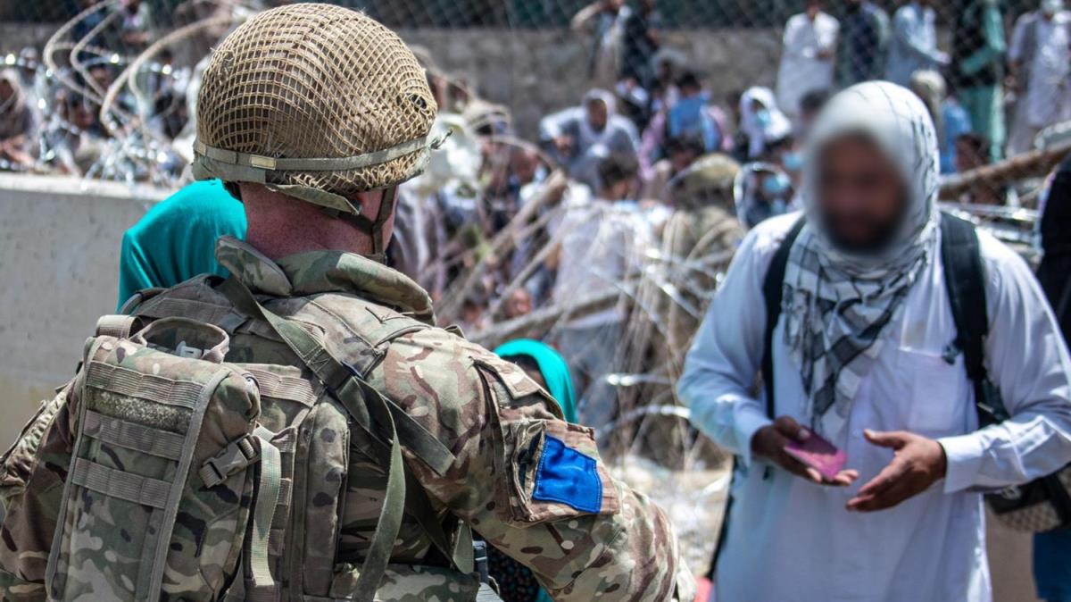 Taliban'a gre Afganlar ekonomik nedenlerle lkeden ayrlmak istiyor