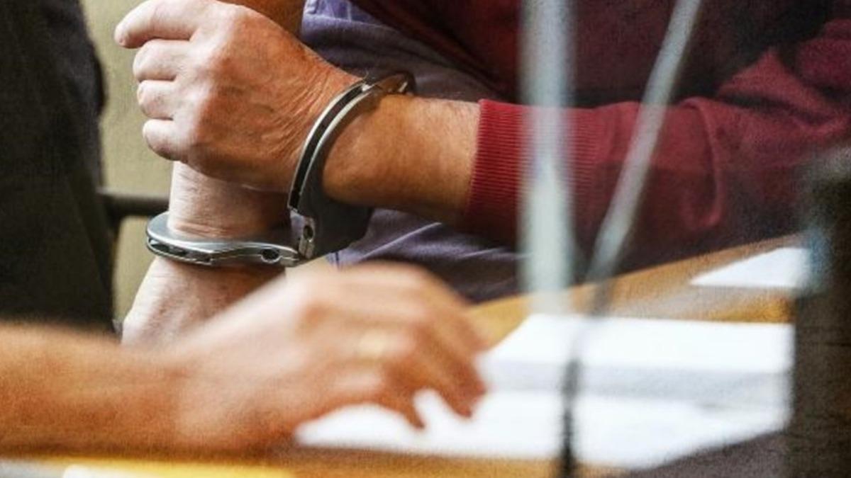Yunanistan'a kaarken yakalanan eski hakim ve savc tutukland
