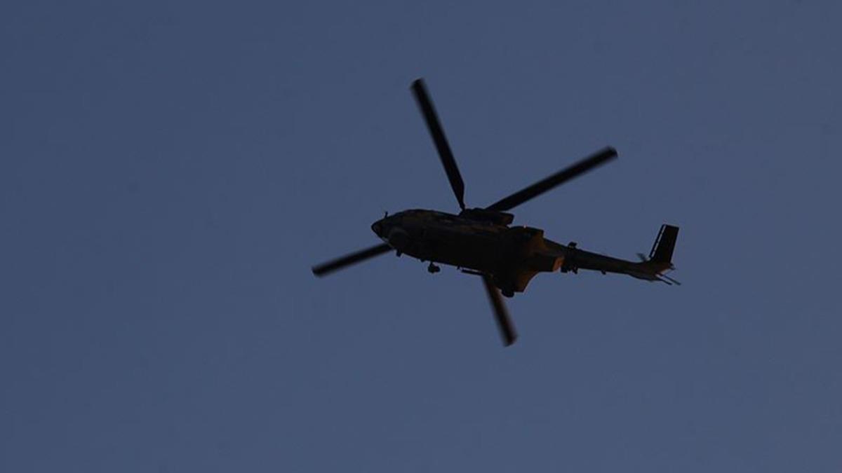 Askeri helikopter dt: 4 yaral