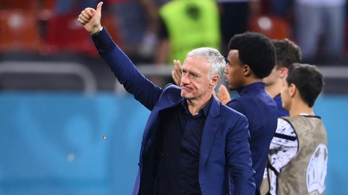 Deschamps, Fransa'nn aday kadrosunu aklad