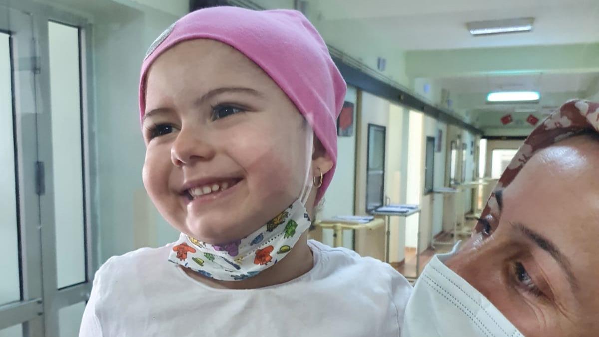 Lsemi tedavisi grrken koronavirse yakalanan 6 yandaki Elisa hayatn kaybetti  