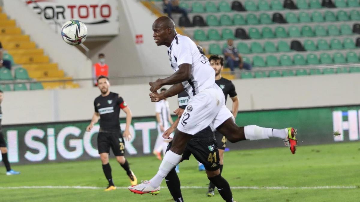 Manisa FK yabanc transferinde hedefi 12'den vurdu