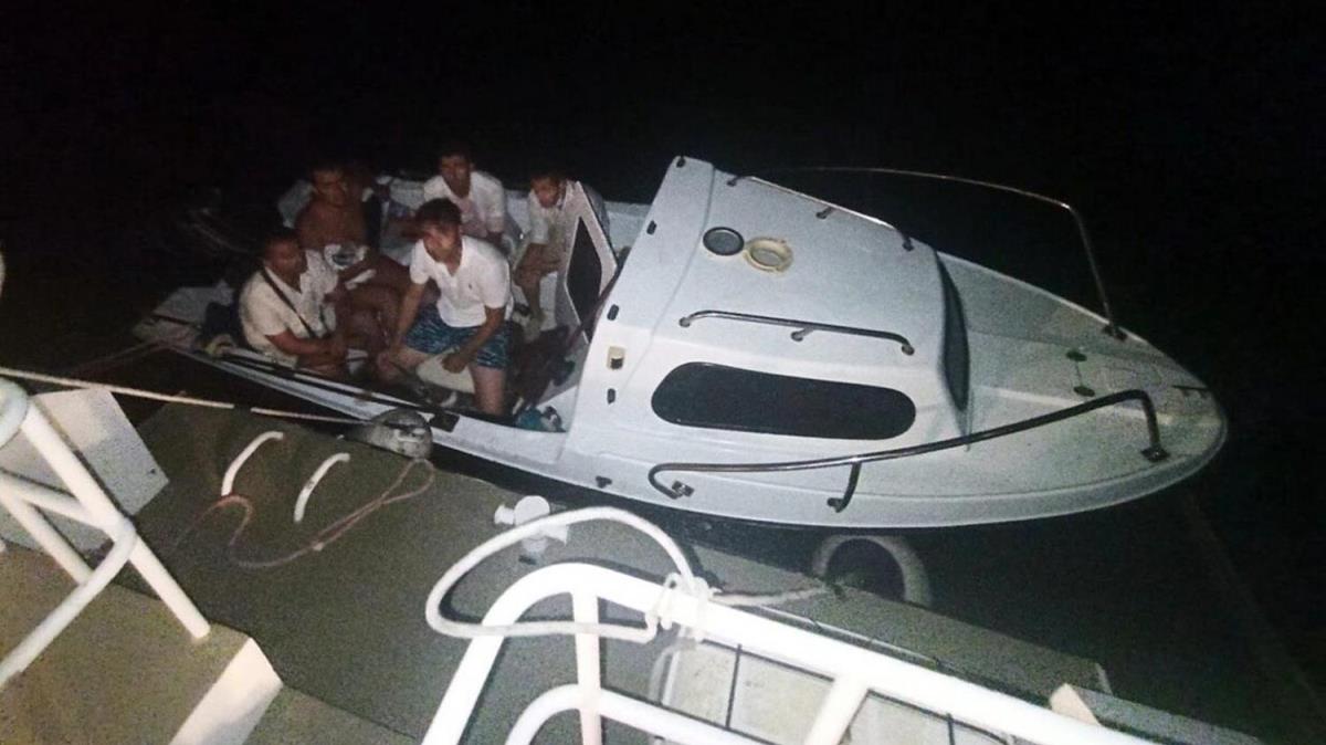 Bodrum'da tekneyle Yunanistan'a kamaya alan 6 FET phelisi yakaland