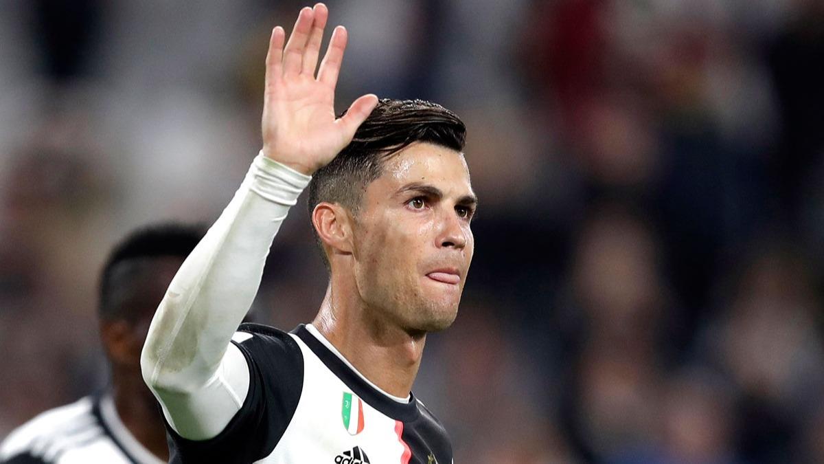 Juventus, Ronaldo'dan kazand bonservis bedelini aklad