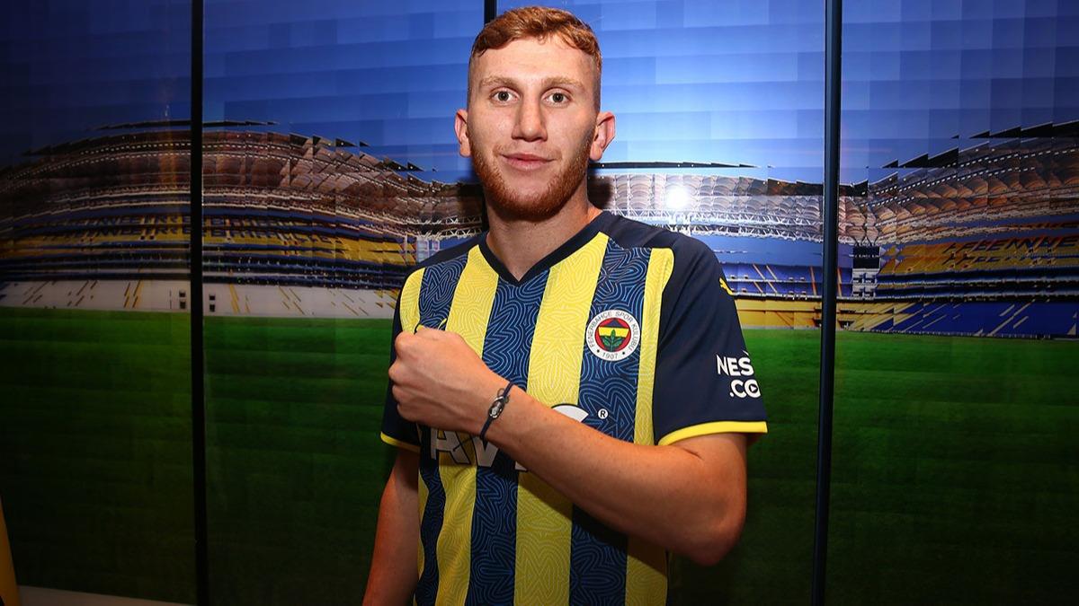 Fenerbahe'de Burak Kapacak sevinci