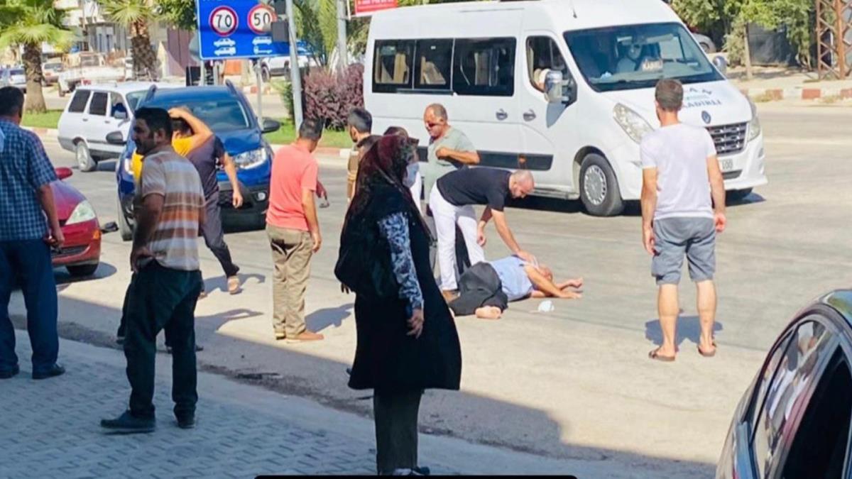 Yolun karsna gemeye alrken otomobilin arpt adam ld, src kalp krizi geirdi
