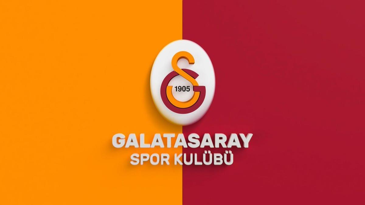 Galatasaray altyapıdan Hamza Yiğit Akman ve Yiğit Demir ile profesyonel sözleşme imzaladı