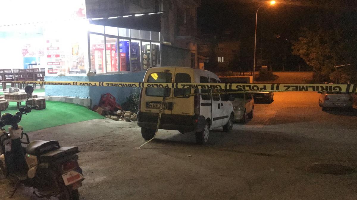 Uak'ta silahl kavga: 2 yaral