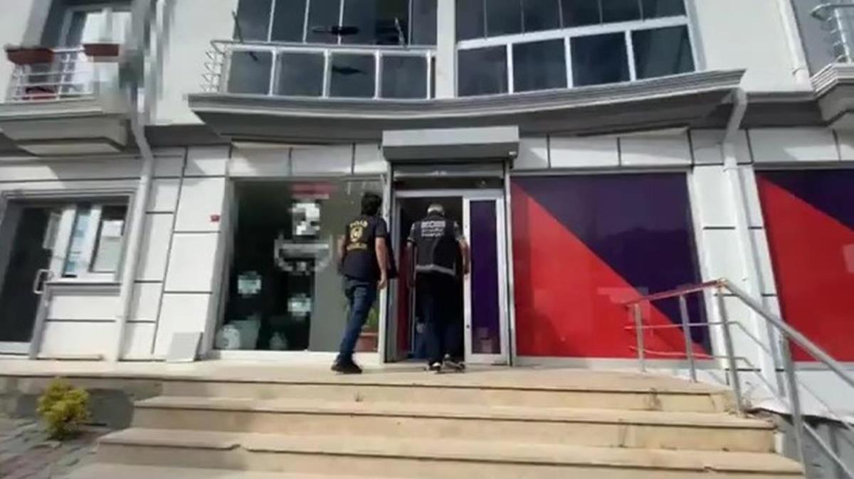 Kargo firmasnn deposuna sahte alkol baskn gerekleti