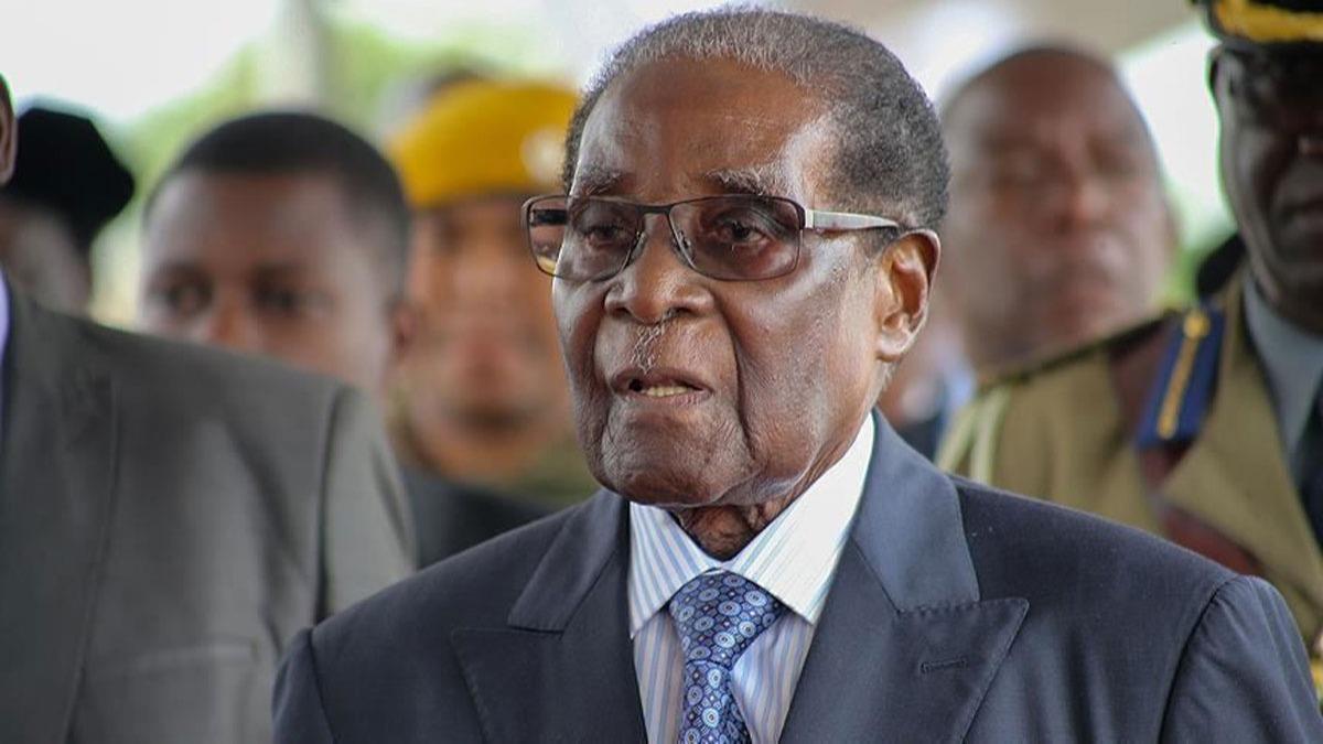 British American Tobacco'nun, eski Zimbabve Devlet Bakan Mugabe'ye rvet verdii iddia edildi
