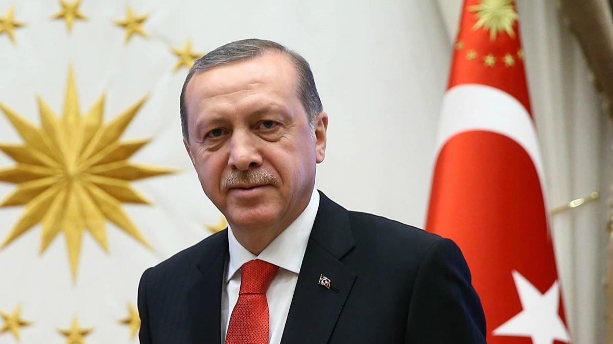 Cumhurbakan Erdoan'dan Volkan Bozkr'a tebrik