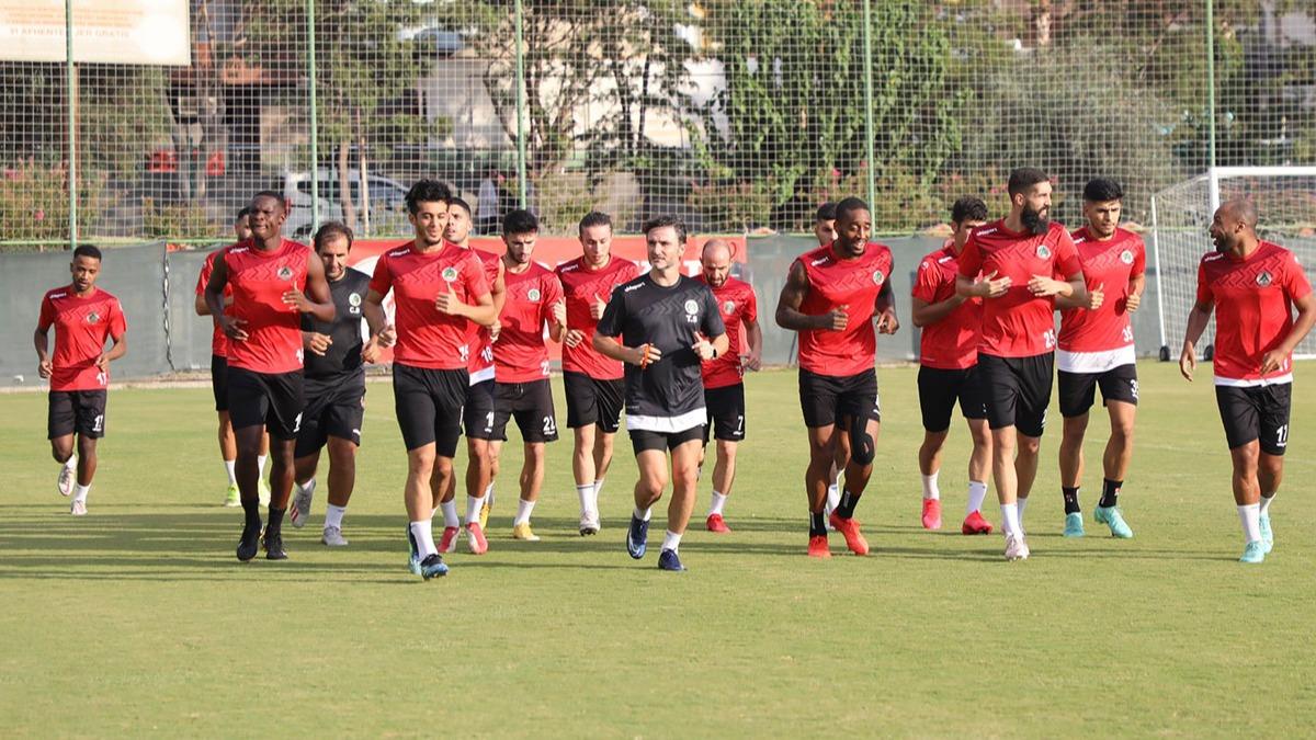 Alanyaspor geen sezonlar aratyor