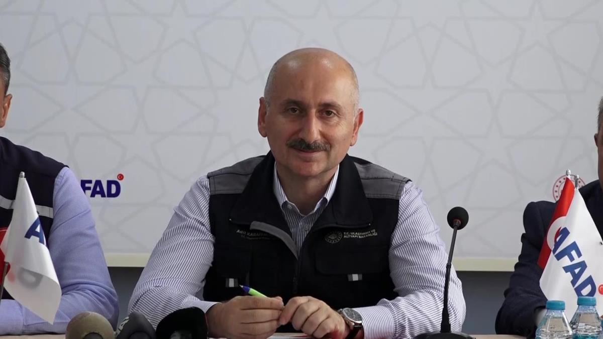 Bakan Karaismailolu: Yenileme almalar sryor