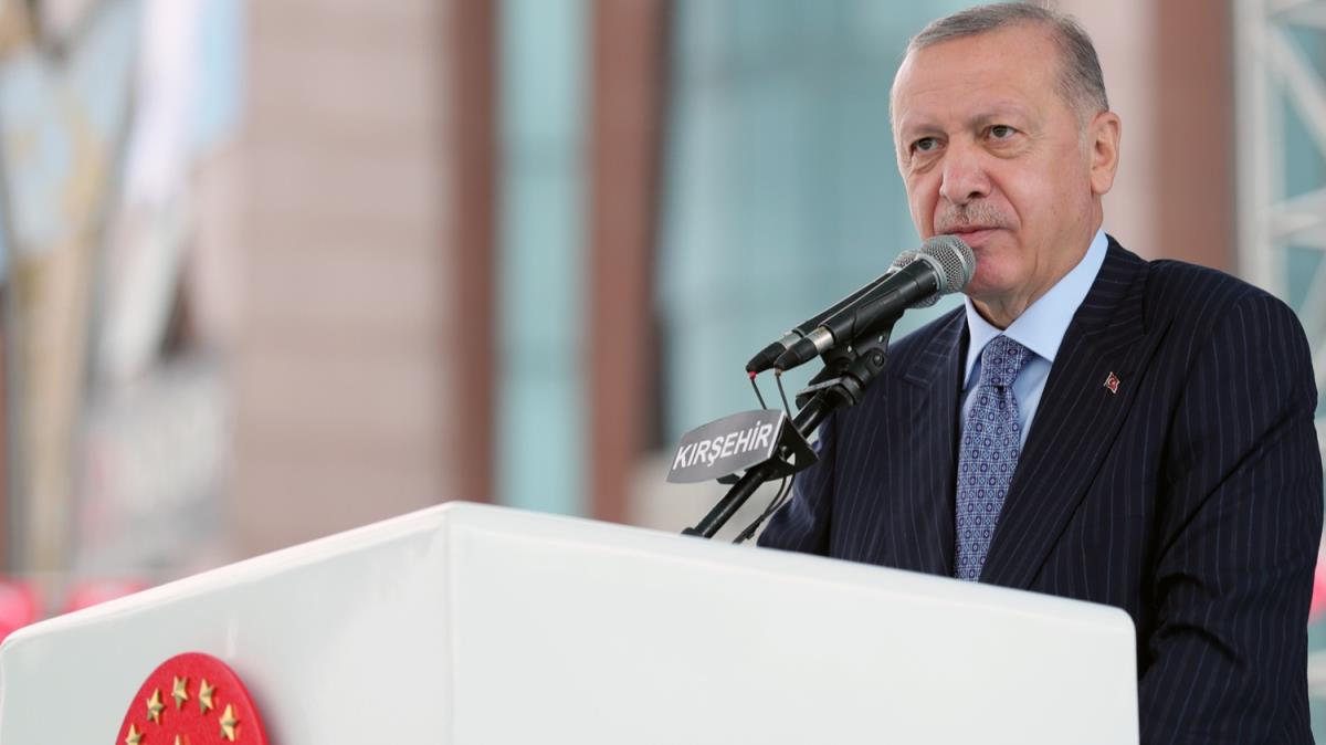 Cumhurbakan Erdoan: Raflardaki fahi fiyatlarn nne geeceiz