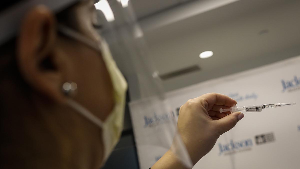 Japonya'da yabanc madde saptanan Pfizer retimi Kovid-19 alarnn says artyor