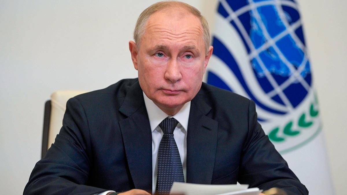 Putin'den ABD'ye yaylm atei: Arkalarnda Pandora'nn kutusunu braktlar