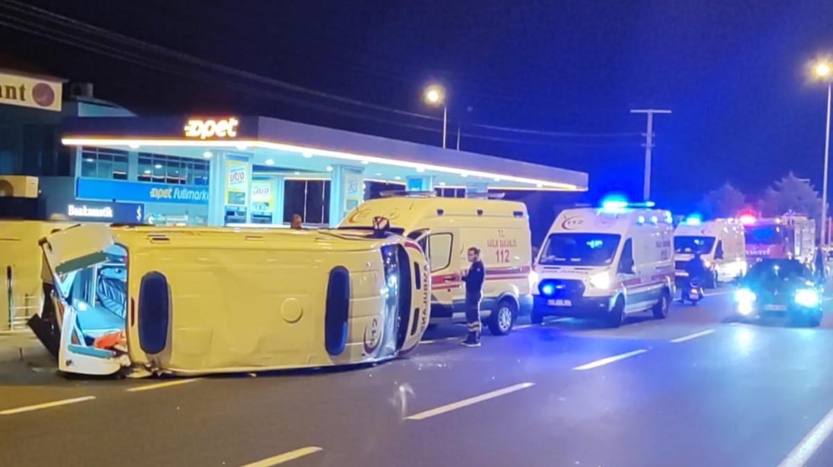 Nevehir'de ambulans kazas: 3 yaral