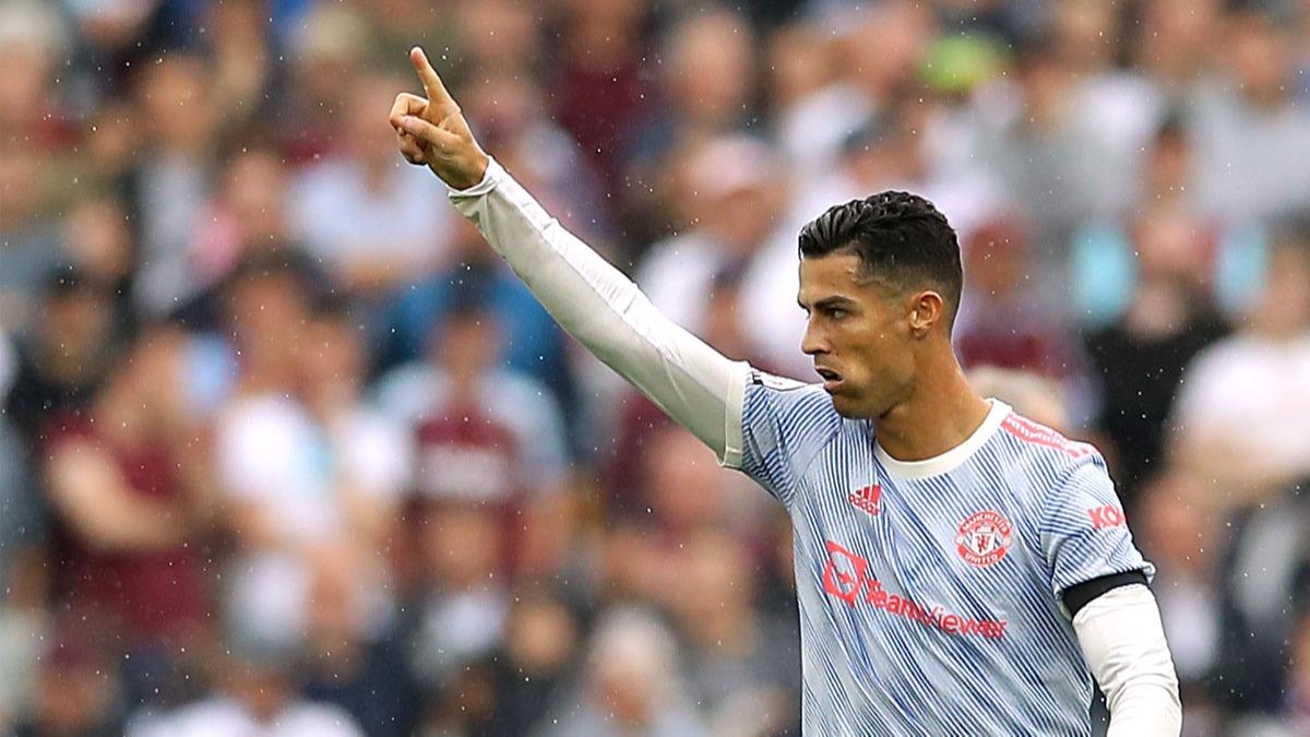 Ronaldo yine att Manchester kazand
