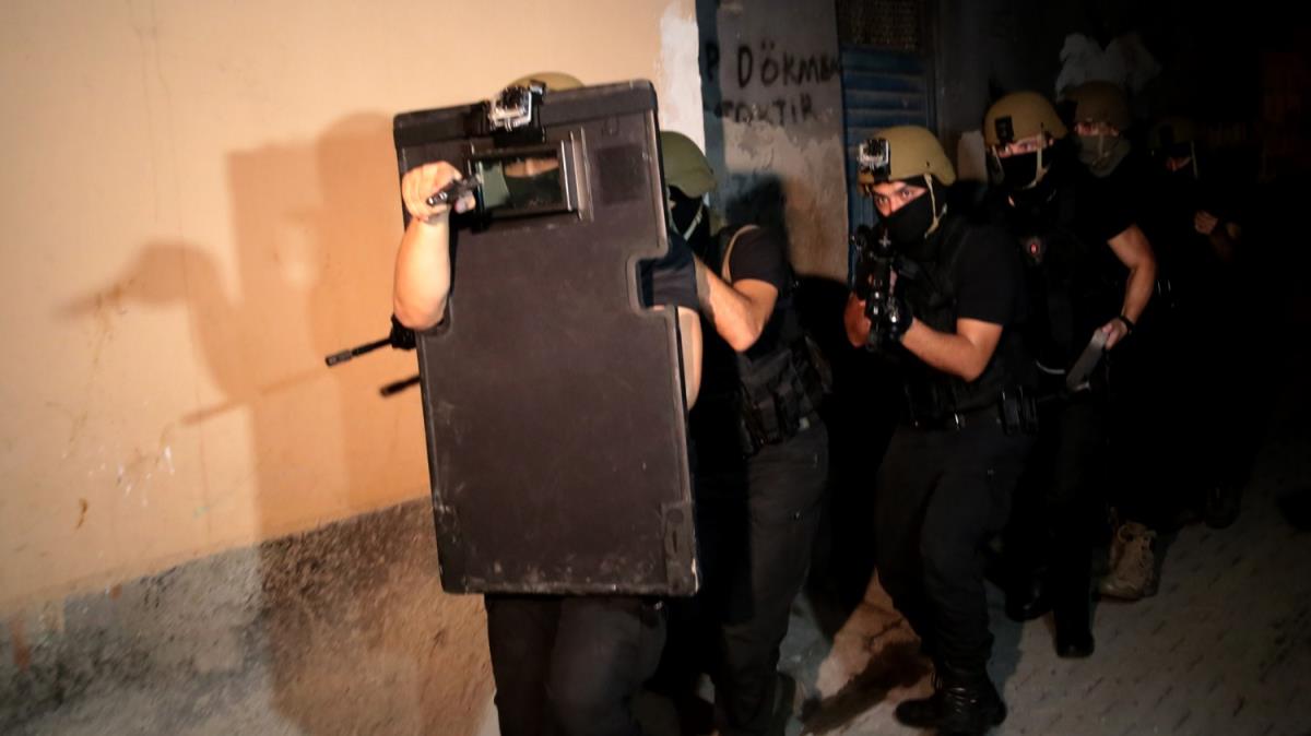 Adana ve stanbul'da DEA operasyonu