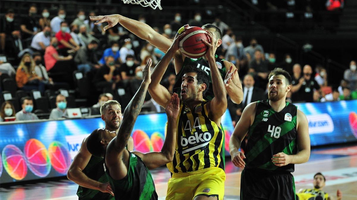 Fenerbahe Beko, sezona galibiyetle balad
