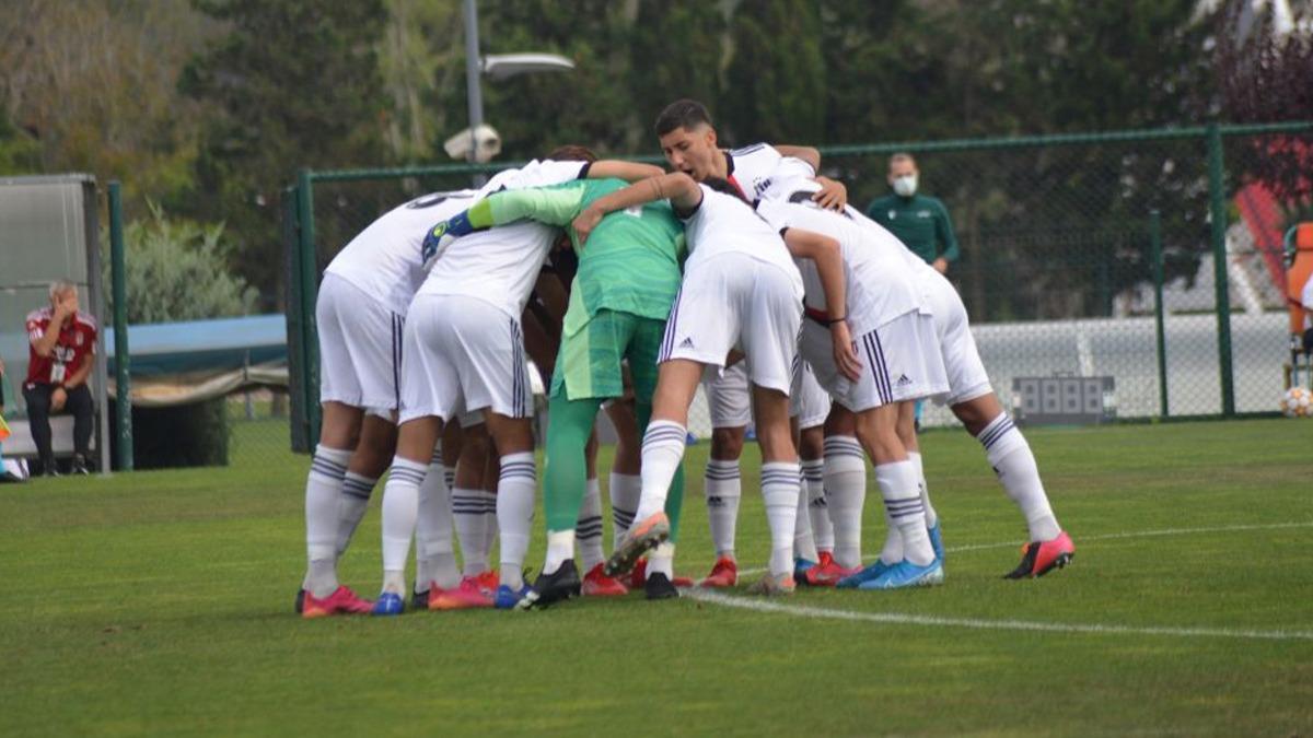 Beikta U19 Takm, Ajax'a 3-1 malup oldu