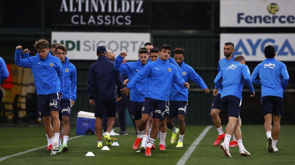 Fenerbahe, Kasmpaa mann taktiini alt