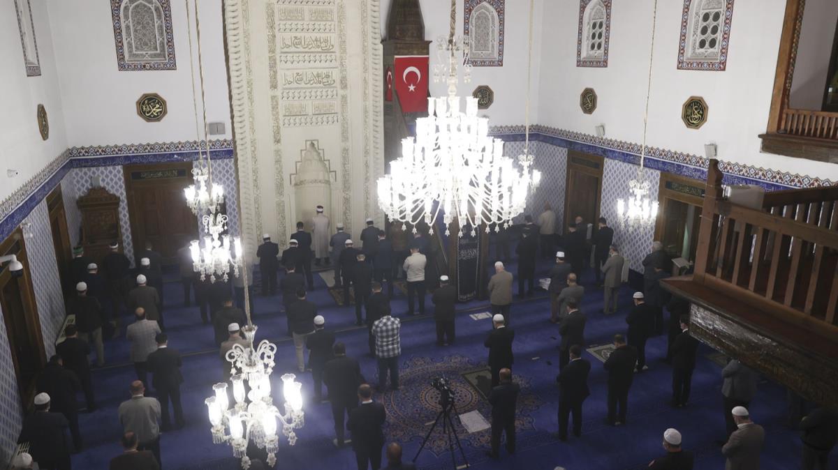 Erba: Camiler ehirlerimizin kalbidir