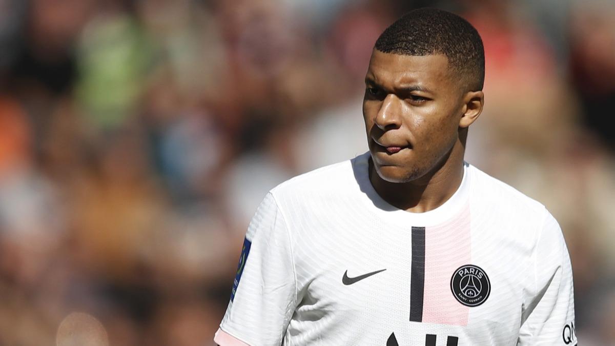 Kylian Mbappe ayrlmak istediini resmen duyurdu