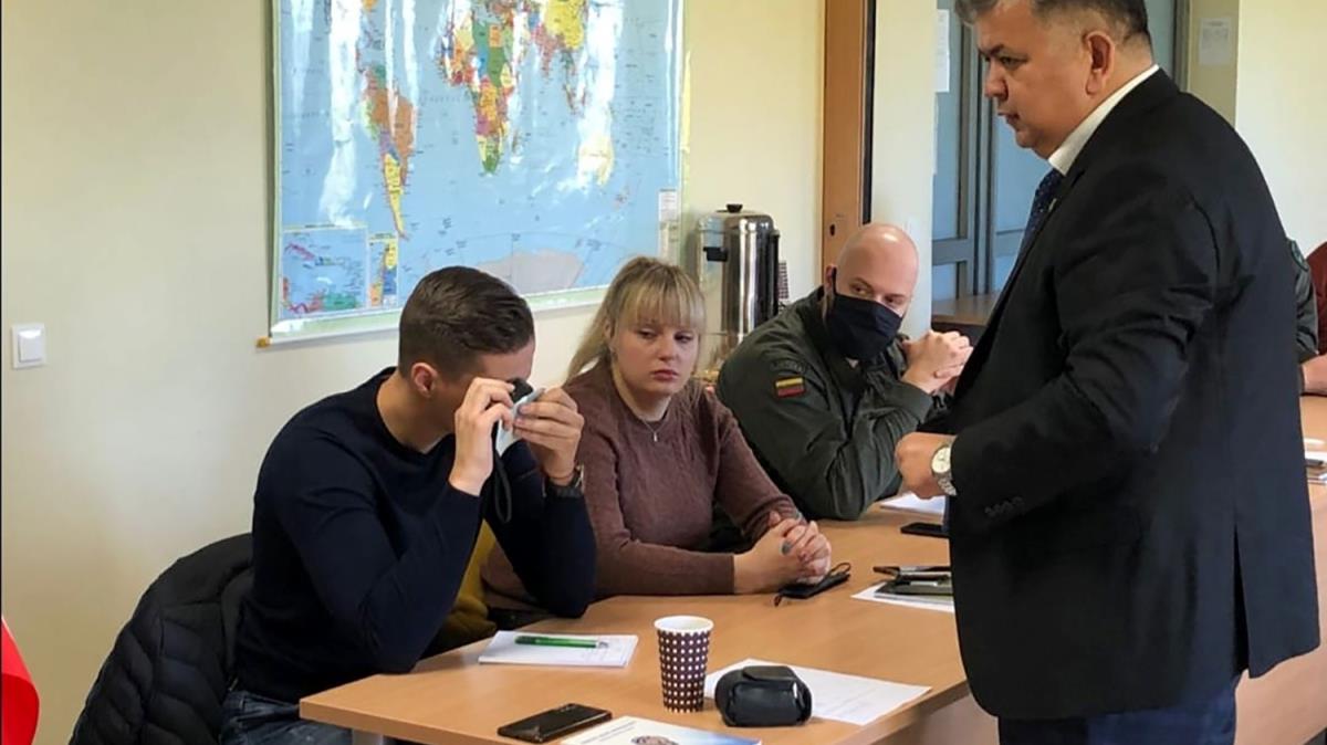 Trk memurlar, Litvanyal meslektalarna pasaport ve sahte evrak kontrol kursu verdi