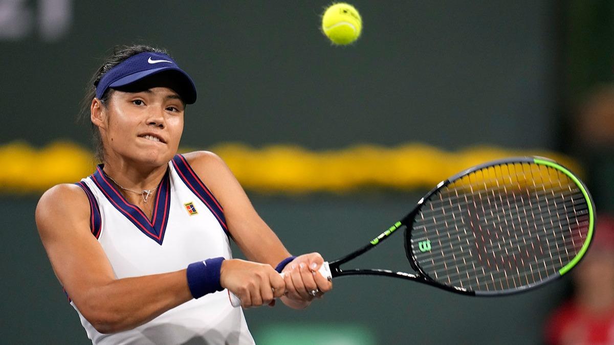 ABD Ak'n srpriz ampiyonu Emma Raducanu'dan Indian Wells'e erken veda