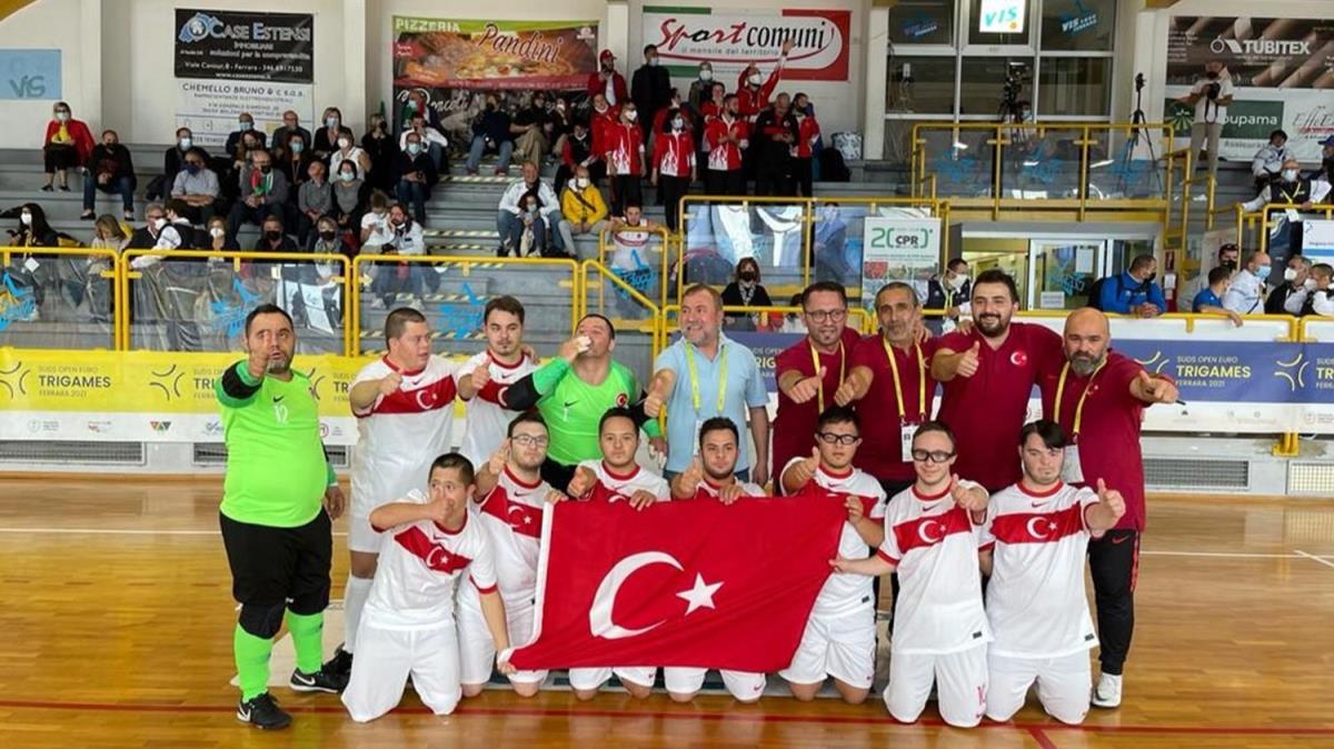 Avrupa Oyunlar'nda Down Sendromlular Futsal Milli Takm ampiyon oldu