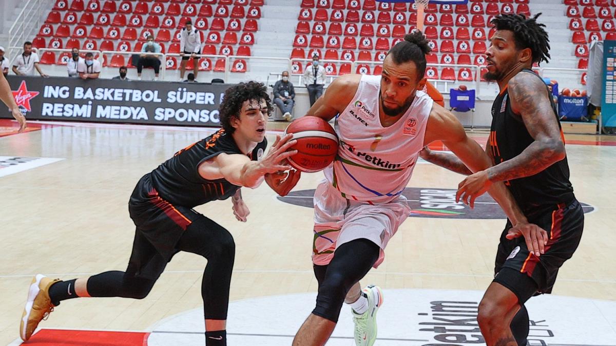 Petkimspor ligin dibine demir att