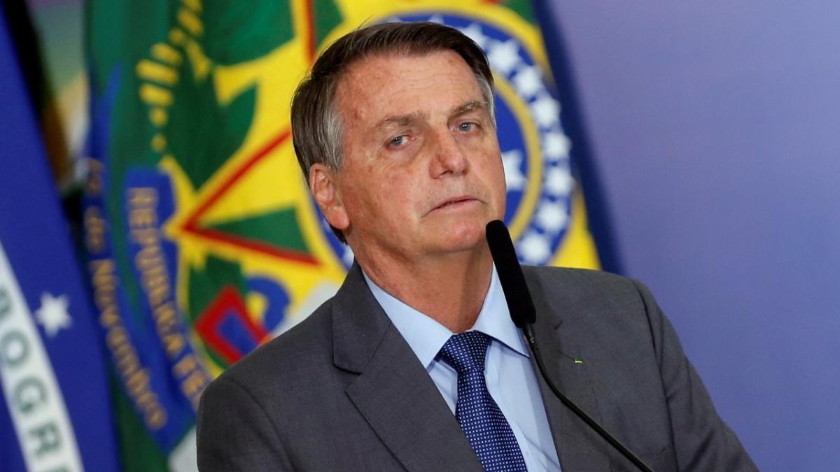 Bolsonaro, koronavirs as olmad iin futbol mana alnmad