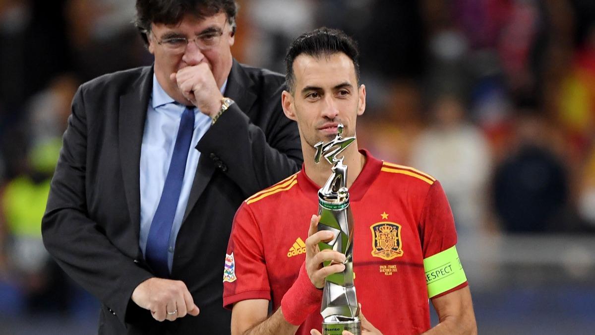 spanya-Fransa finalinin en iyi oyuncusu Sergio Busquets oldu