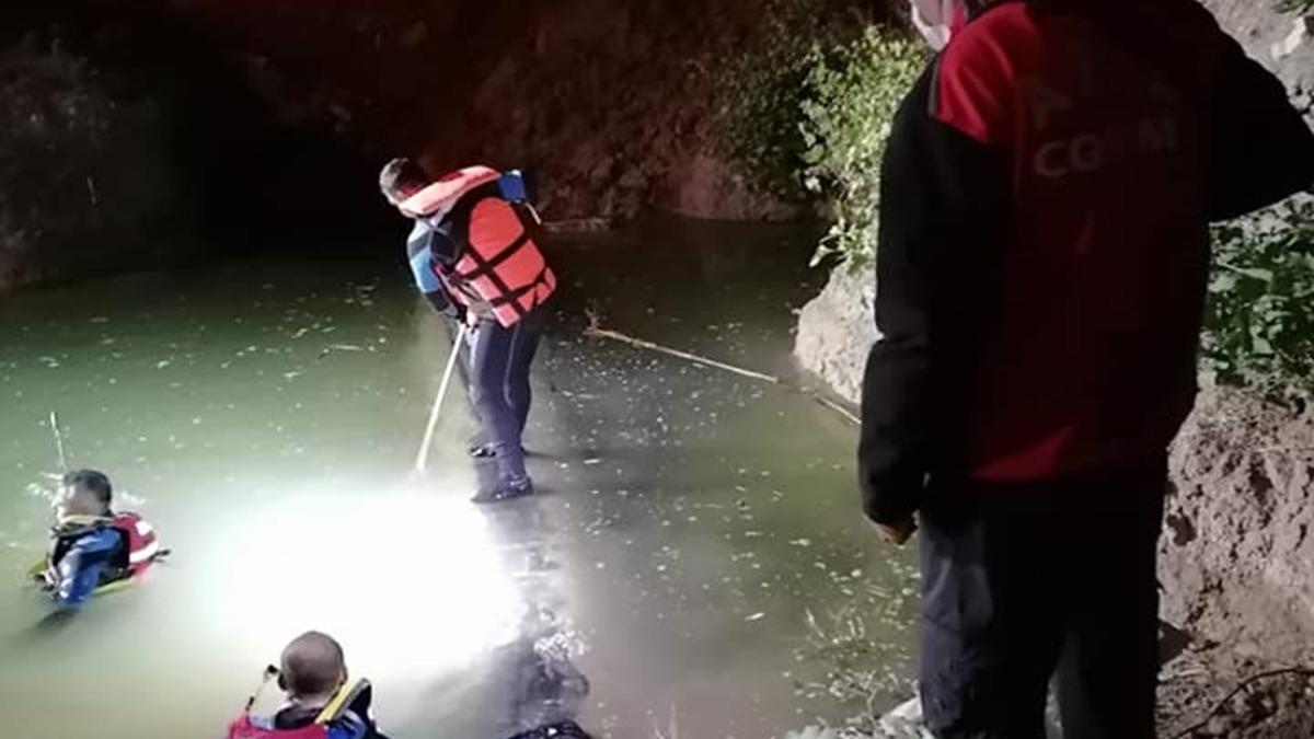 Kayp olarak aranan 13 yandaki ocuun cesedi su birikintisinde bulundu