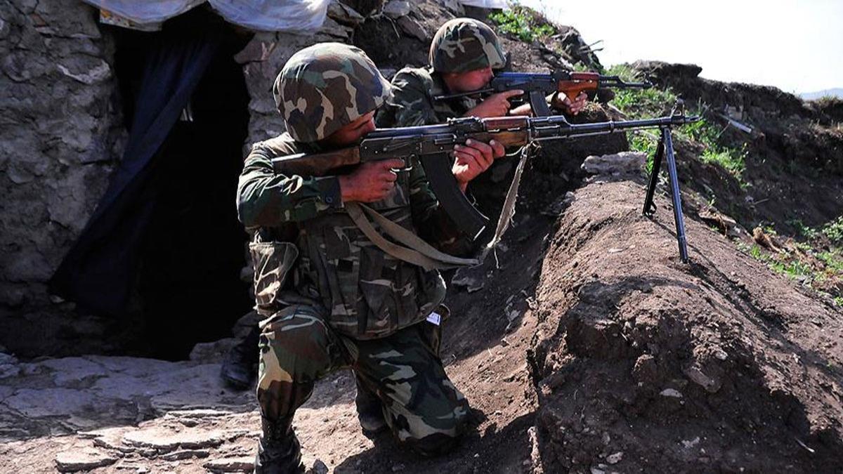 Karaba'da yasa d Ermeni silahl gruplarca alan atete Azerbaycan askeri ehit oldu