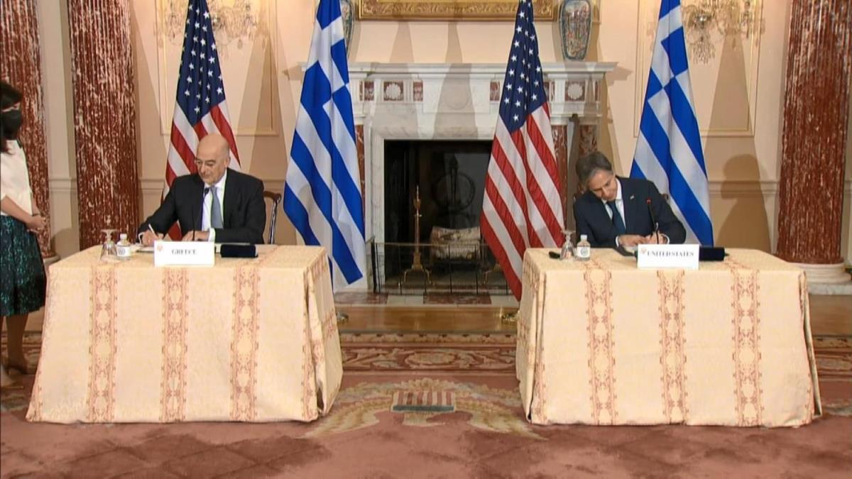 Yunanistan ile ABD Ortak Savunma Anlamas' imzalad