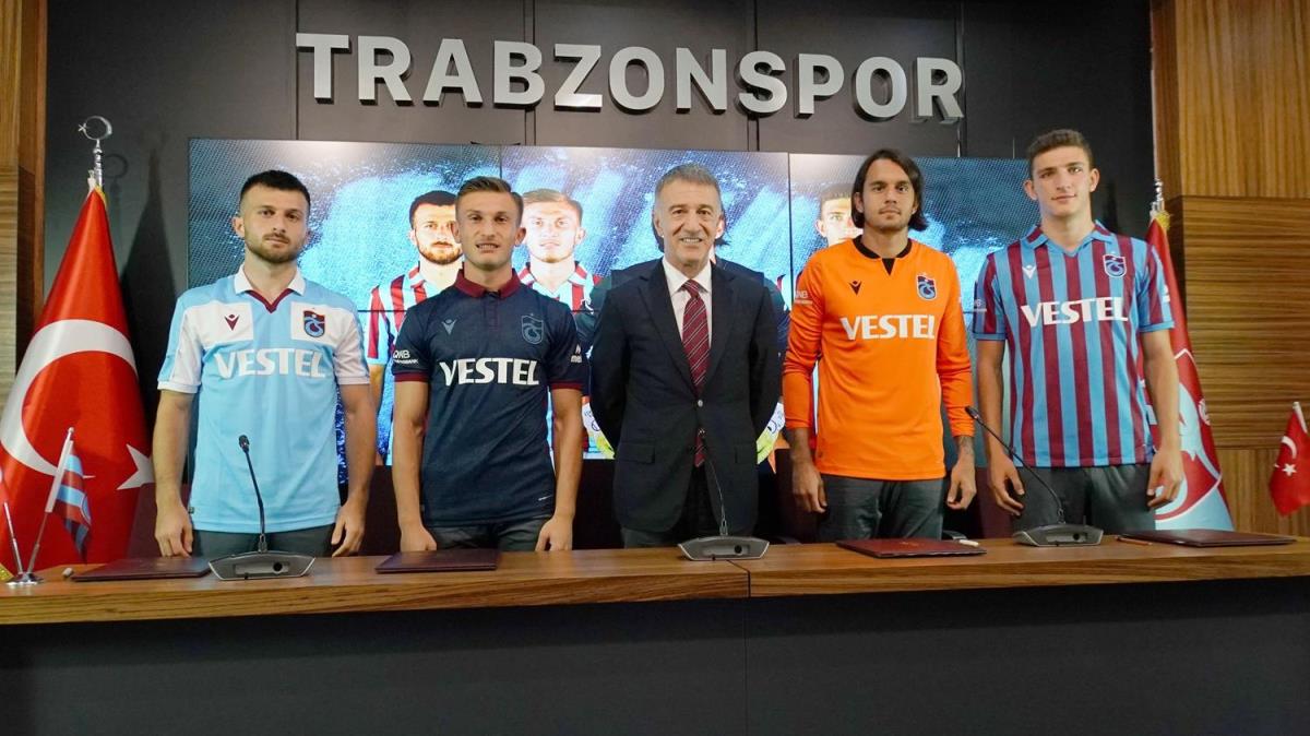 Trabzonspor'da 4 imza birden