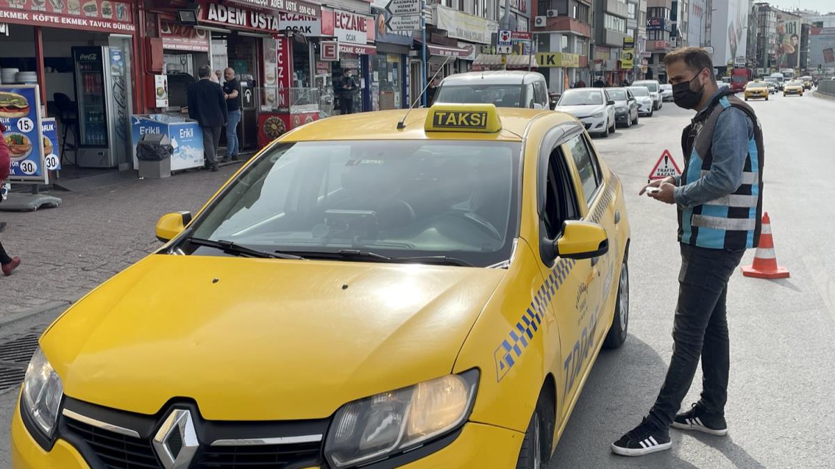 Kadky'de taksi denetimi