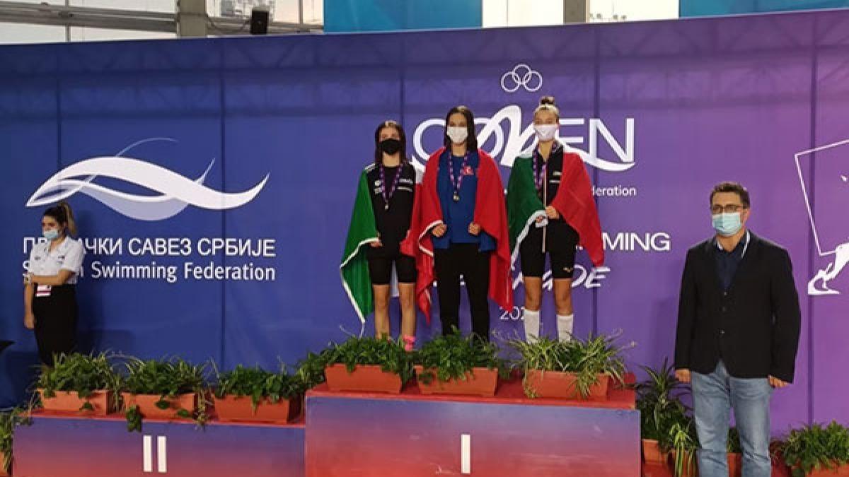 Milli yzcler Talya Erdoan ve Meri Uygun, Comen Cup'ta birinci oldu