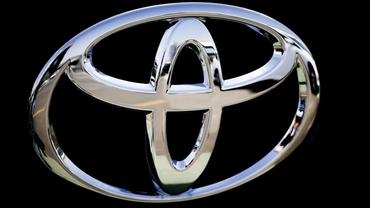 Toyota kresel retimini yzde 15 drecek