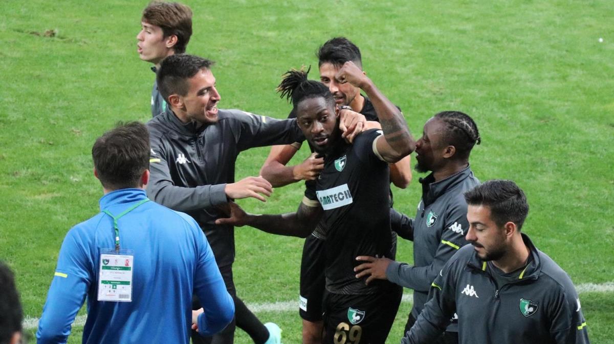 Denizlispor biri ilki baard