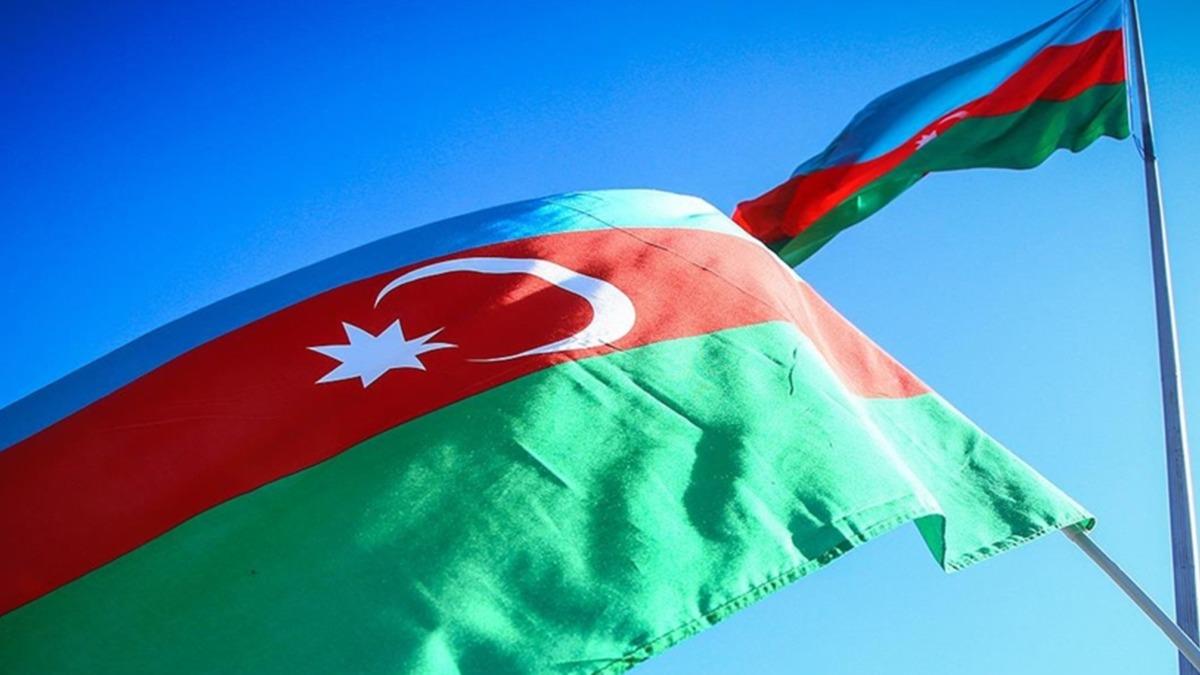 Azerbaycan bamszln yeninden kazanlmasnn 30. yln kutluyor