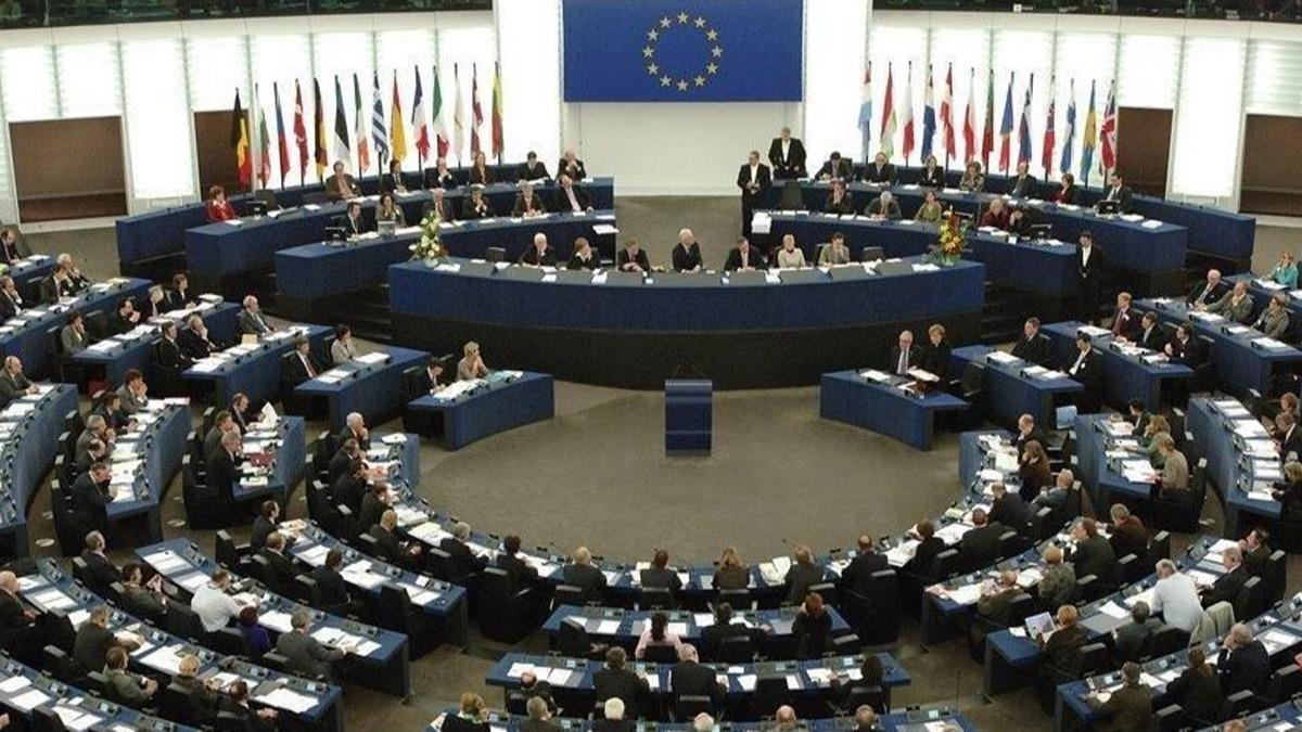 Avrupa Parlamentosu, AB Komisyonuna dava amaya hazrlanyor 