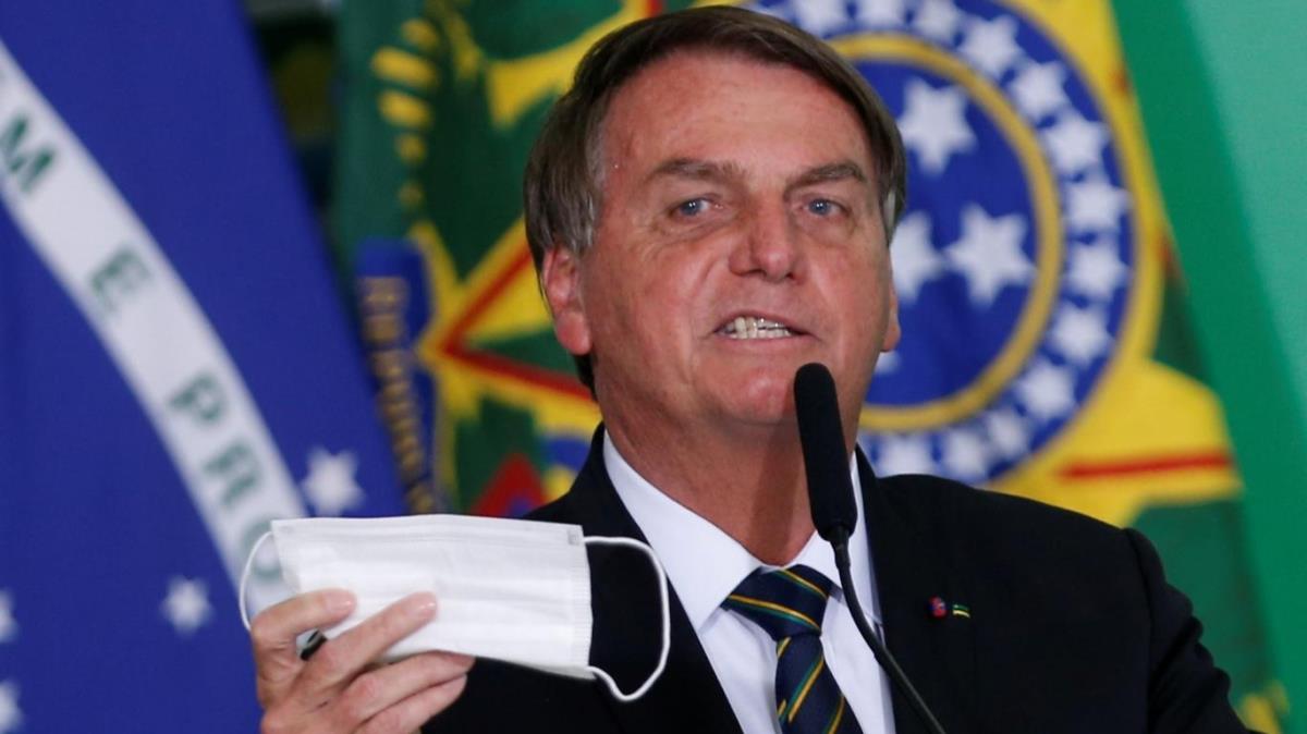 Brezilya'da senatrler, Devlet Bakan Bolsonaro'yu 11 farkl sula itham etti