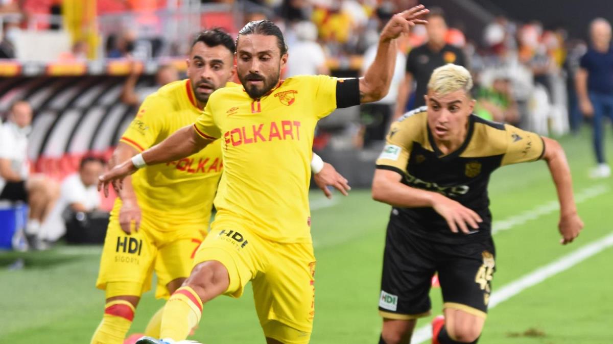 Trabzonspor maçı önce Göztepe'ye Halil Akbunar'dan kötü haber