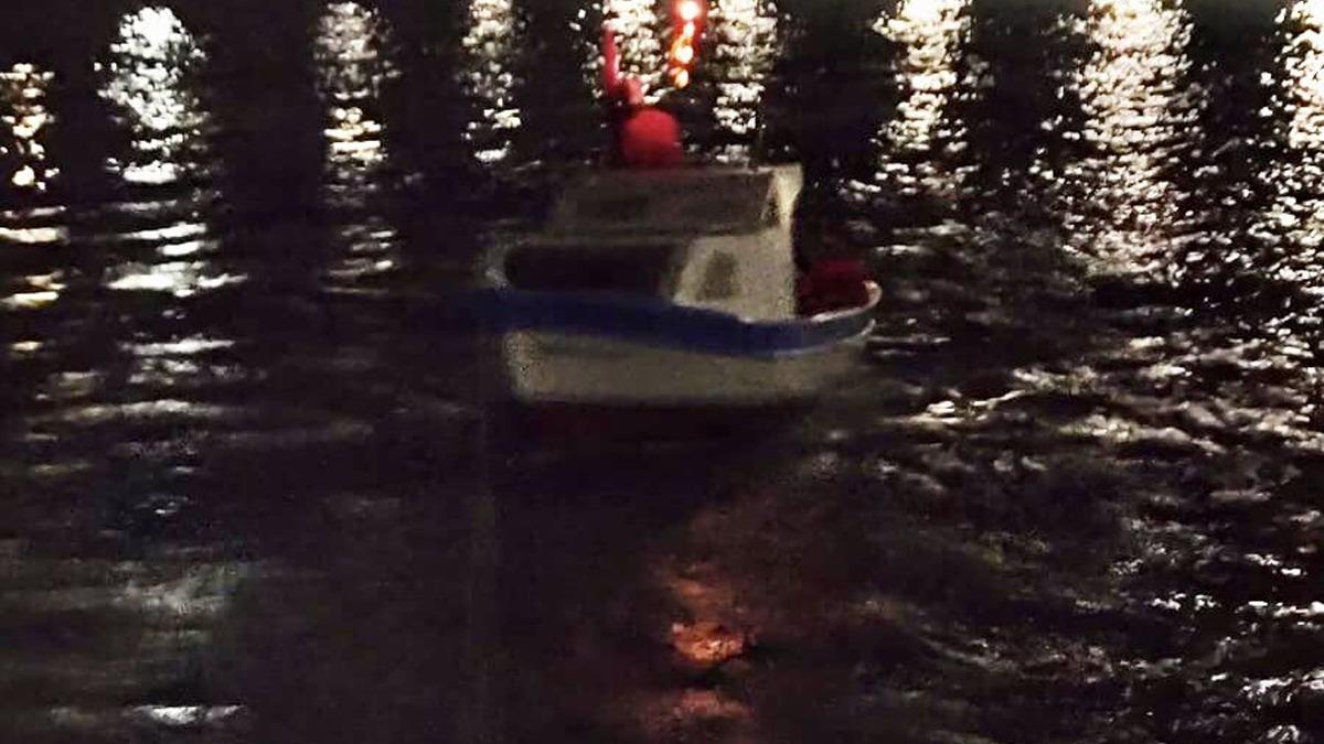 Beykoz aklarnda srklenen tekne kurtarld