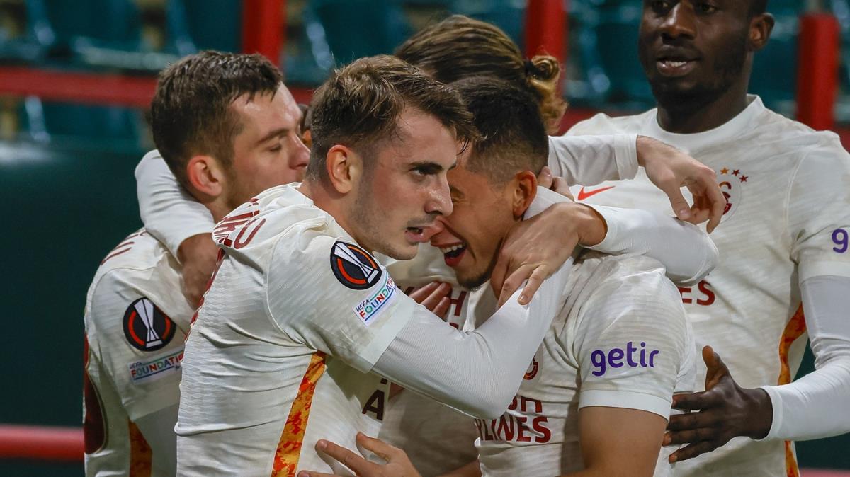 Galatasaray'dan Beikta derbisi ncesi taraftara byk srpriz