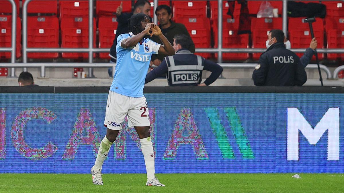 Gervinho: Sahada ciddi ve sakin kalmay baardk