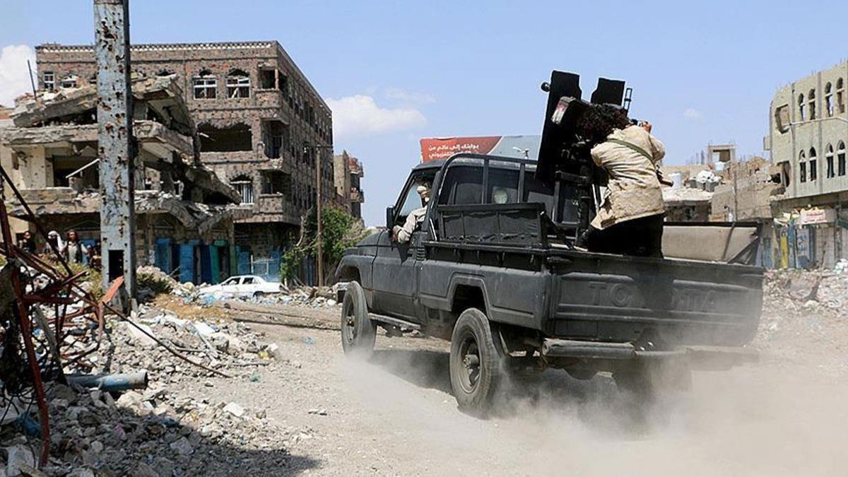 Yemen hkmetinden, ebve ve Marib'de g nedeniyle insani felaket yaanabilecei uyars